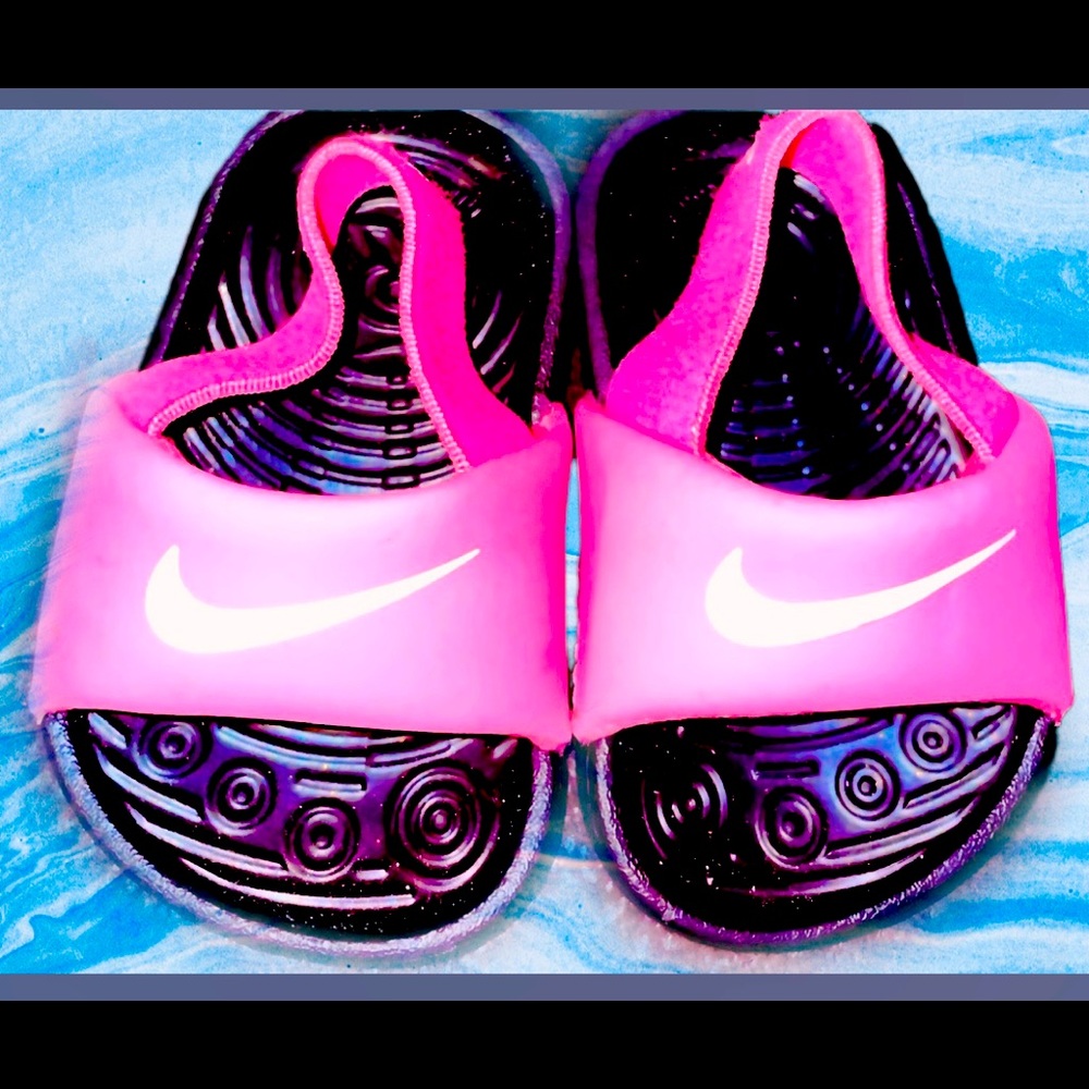Nike Kawa
Baby/Toddler Slides 2c